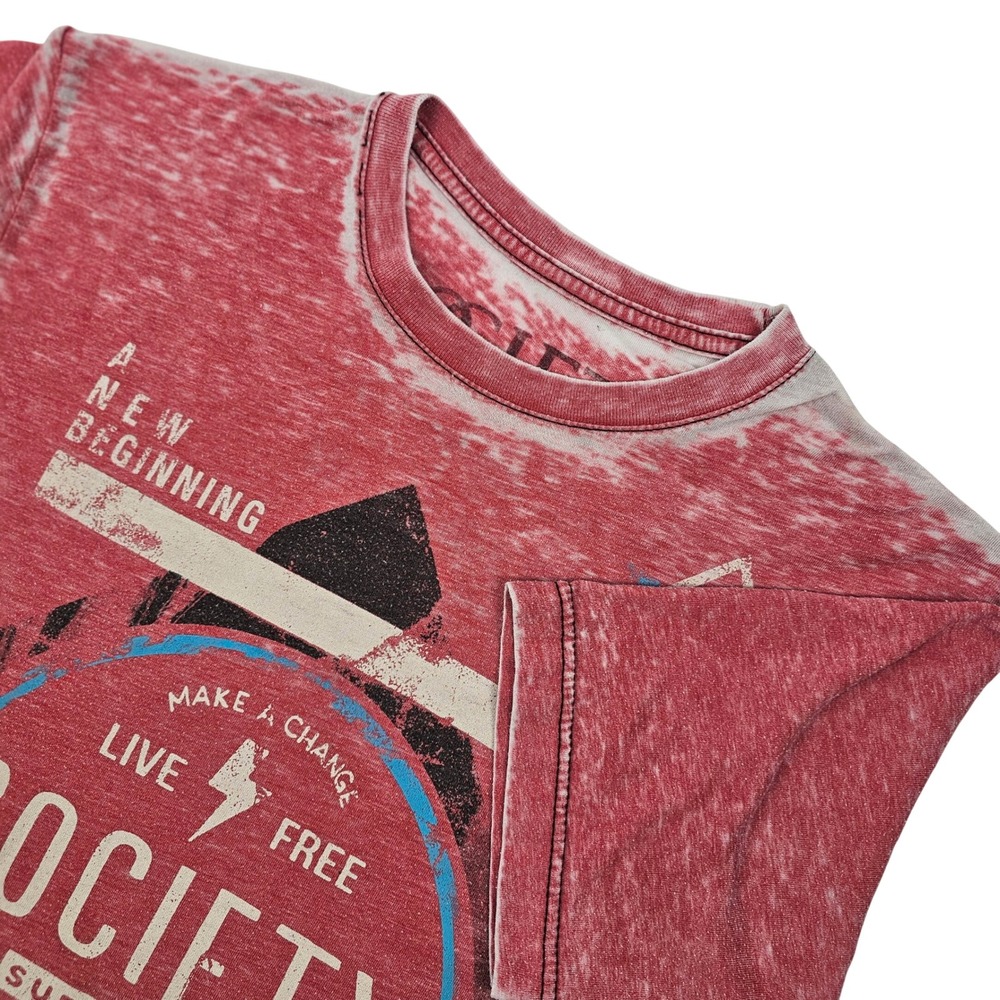 Society Buckle Graphic T-Shirt Mens Small Red Short‎ Sleeve Casual Tee